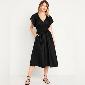 NWT! Old Navy Black Waist-Defined Midi Dress  💛